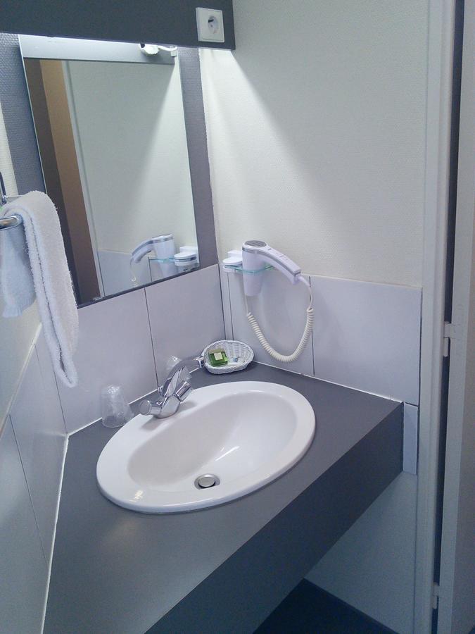 Hotel Du Commerce Tronget Zewnętrze zdjęcie