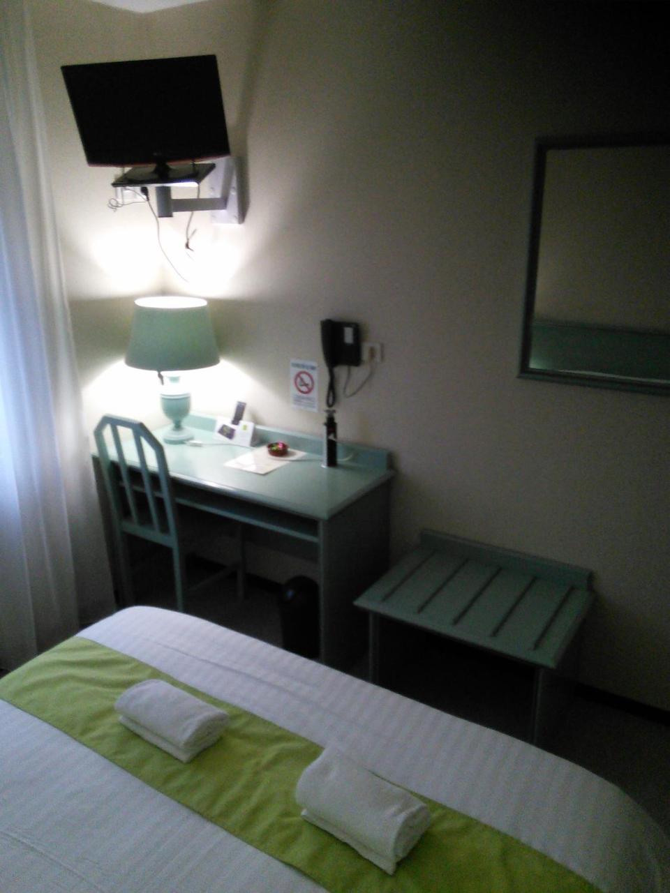 Hotel Du Commerce Tronget Zewnętrze zdjęcie